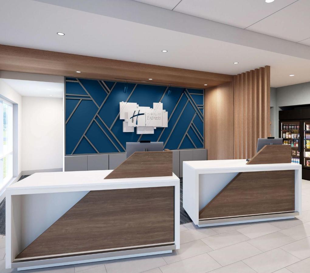 Holiday Inn Express Asheville Woodfin By Ihg Екстериор снимка